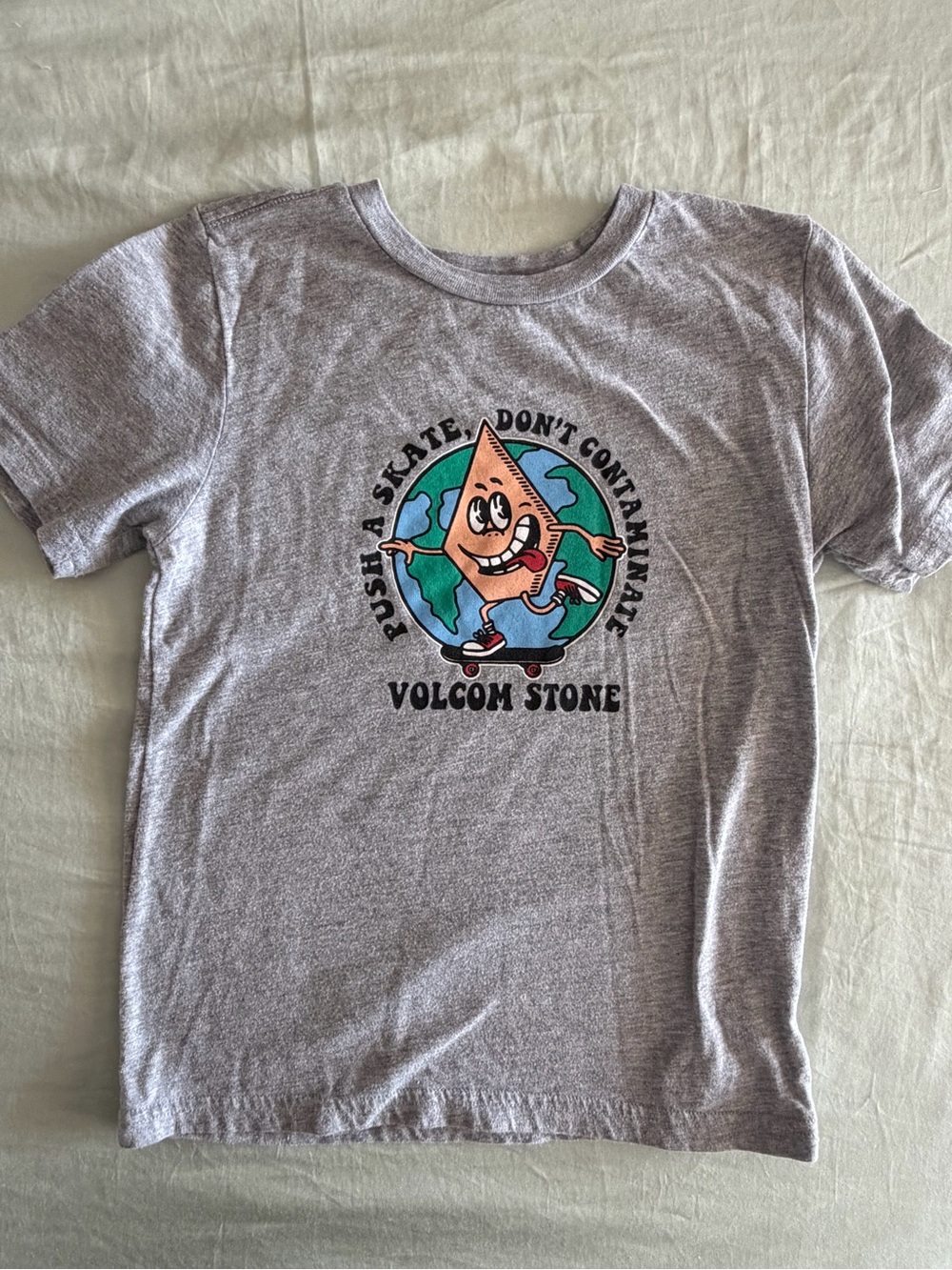 Boy Volcom shirt